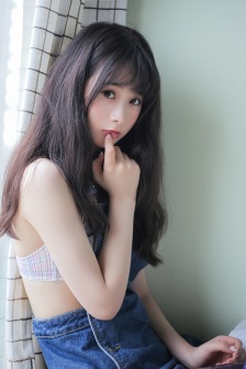 年轻的女教师2017韩国在线看